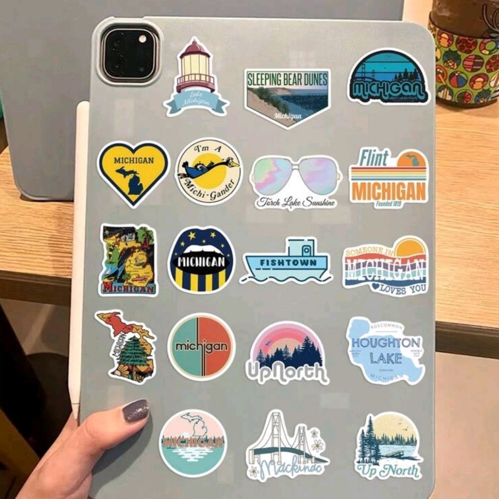 Assorted Michigan State Stickers - Picture 5 of 7